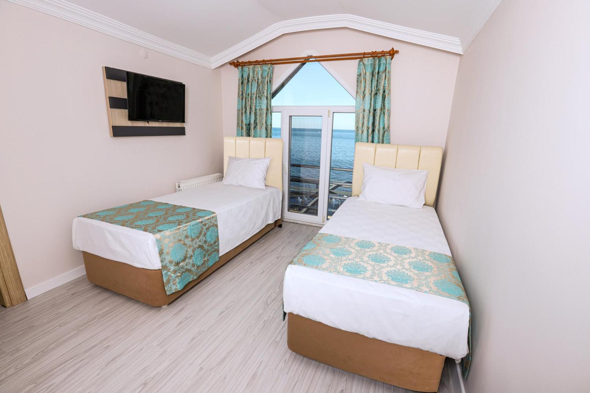 Mare Blu Hotel Трабзон Екстериор снимка