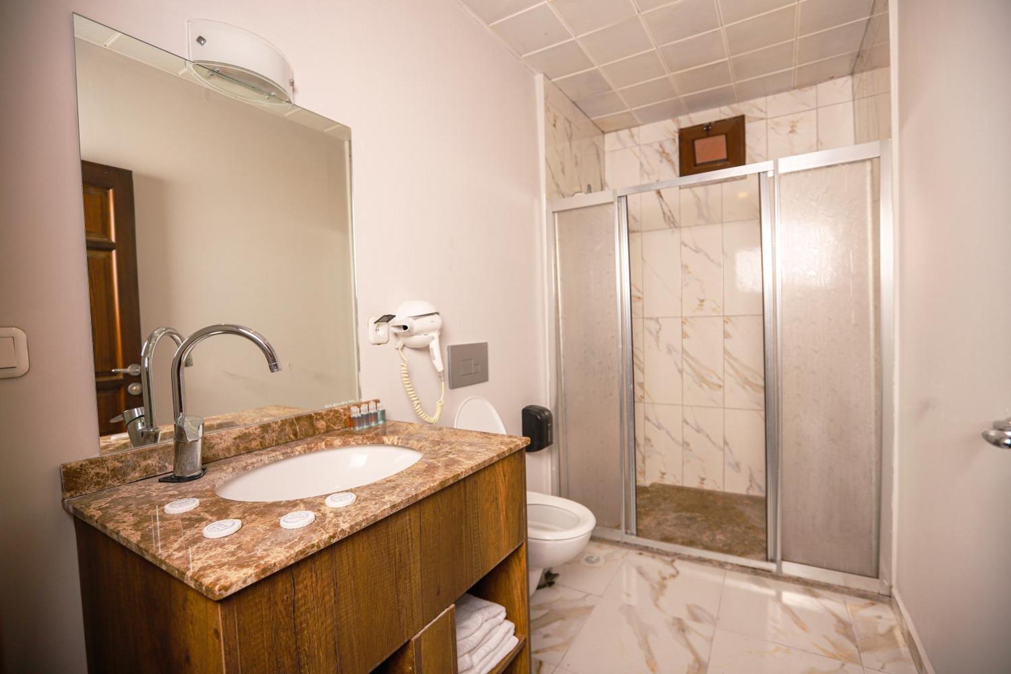 Mare Blu Hotel Трабзон Екстериор снимка