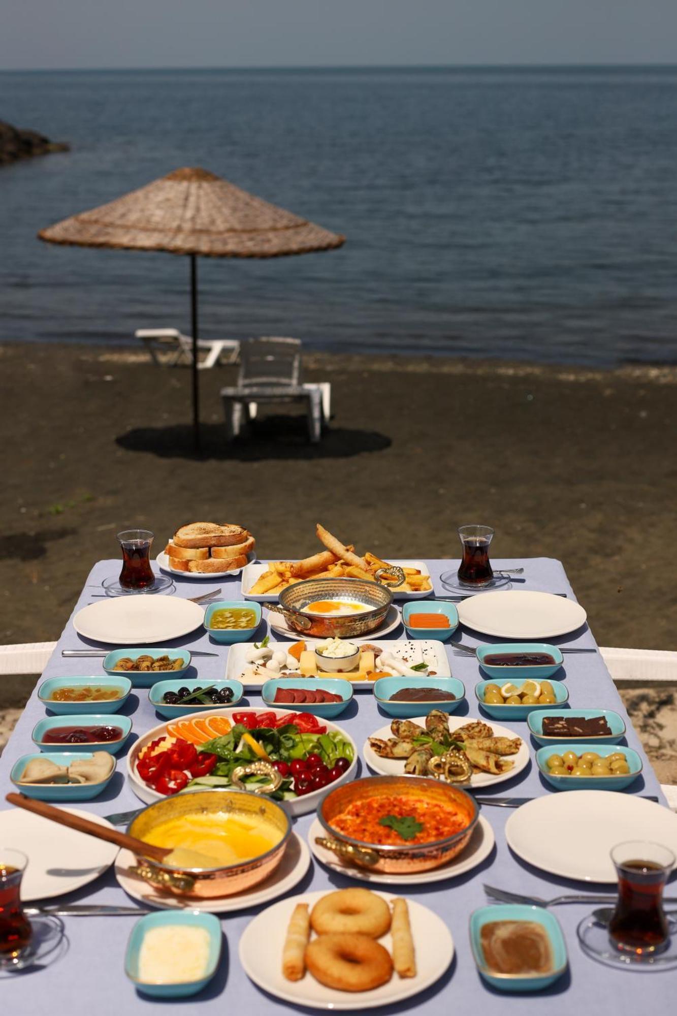 Mare Blu Hotel Трабзон Екстериор снимка